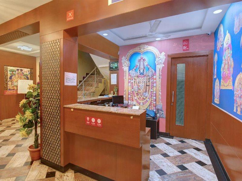 Hotel Tiruchendur Mani Iyer Palni Buitenkant foto