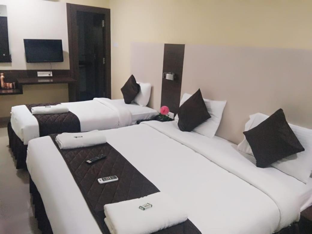 Hotel Tiruchendur Mani Iyer Palni Kamer foto
